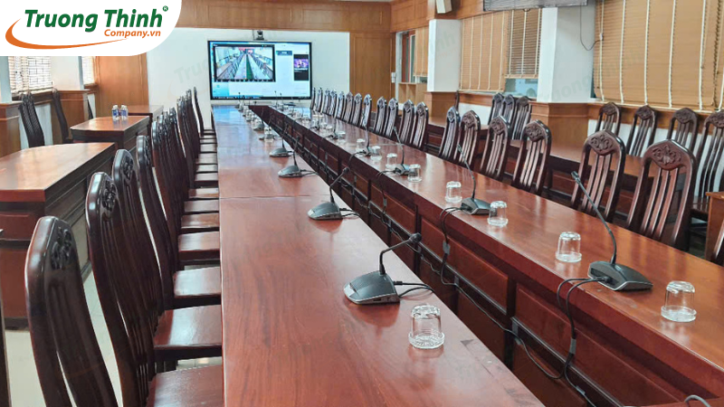 Lợi ích khi chọn Trường Thịnh cung cấp dịch vụ kỹ thuật âm thanh hội nghị hội thảo trọn gói