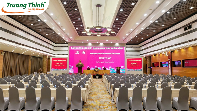Hệ thống âm thanh ánh sáng hội trường sân khấu Trung tâm Hội nghị Quốc tế do Trường Thịnh lắp đặt Hệ thống âm thanh ánh sáng hội trường sân khấu Trung tâm Hội nghị Quốc tế do Trường Thịnh lắp đặt