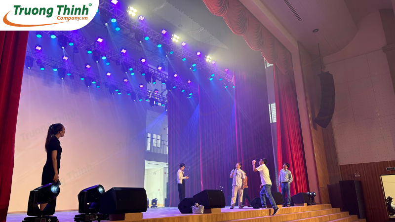 Giải pháp âm thanh ánh sáng hội trường