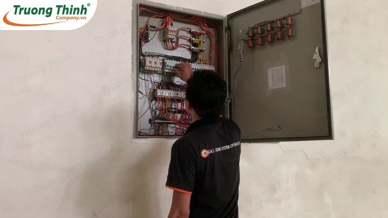 Dịch vụ kiểm tra sửa chữa hệ thống ánh sáng trường học Dịch vụ kiểm tra sửa chữa hệ thống ánh sáng trường học