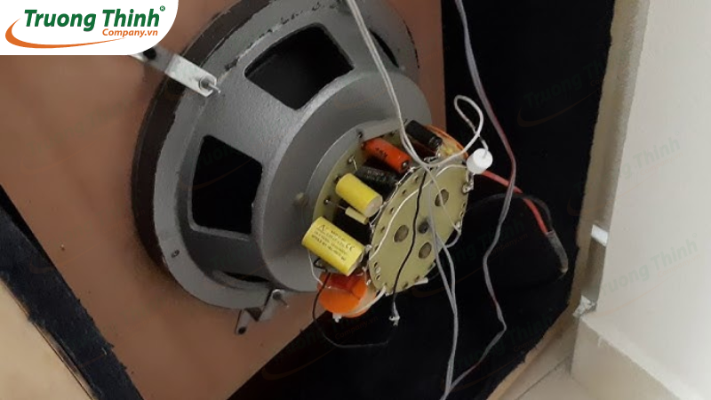 Mẹo phòng tránh lỗi loa bị sôi Mẹo phòng tránh lỗi loa bị sôi